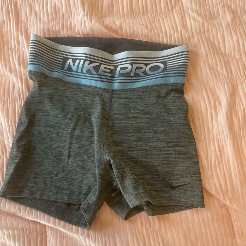 nike pros